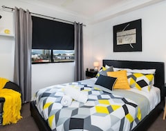 Khách sạn Cairns City Apartments (Cairns, Úc)