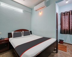 Khách sạn Collection O 80961 Hotel Royalax (Bengaluru, Ấn Độ)