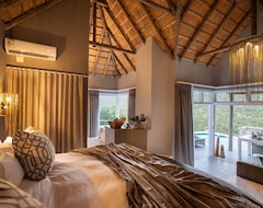 Khách sạn Clifftop Exclusive Safari Hideaway (Welgevonden Game Reserve, Nam Phi)