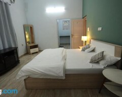 Khách sạn Shiv Villas Luxury Camps & Cottages (Rishikesh, Ấn Độ)