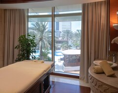 The Diplomat Radisson Blu Hotel, Residence & Spa (Manama, Bahrain)
