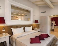 Khách sạn Forte Village Resort-le Dune (Pula, Ý)