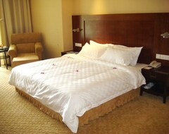 Enjoying International Hotel Kunming (Kunming, China)