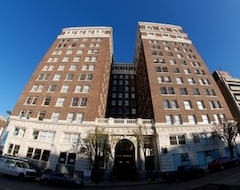 Khách sạn Marriott Execustay Library Lft (Kansas City, Hoa Kỳ)