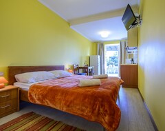 Hotel Villa Zlata (Mlini, Croatia)