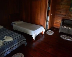 Khách sạn Amazon Tupana Lodge (Careiro, Brazil)