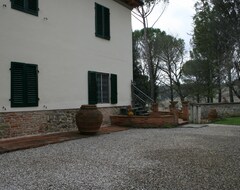 Khách sạn Real Tuscan House (San Casciano dei Bagni, Ý)
