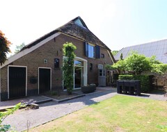 Toàn bộ căn nhà/căn hộ Large Holiday Home In Dalerveen With A Terrace (Coevorden, Hà Lan)