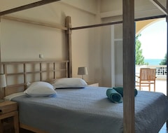 Alonissos Beach Bungalows And Suites Hotel (Patitiri, Greece)