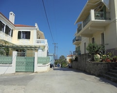 Tüm Ev/Apart Daire Kichli Studios (Poros-City, Yunanistan)