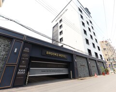 Khách sạn Brooks Business (Changwon, Hàn Quốc)
