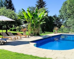 Toàn bộ căn nhà/căn hộ Norman House With Majestic Park And Heated Swimming Pool (Le Planquay, Pháp)