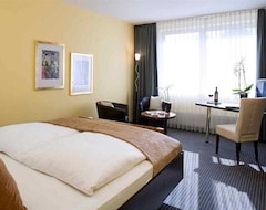 Khách sạn Mercure Hotel Plaza Essen (Essen, Đức)