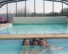 Cijela kuća/apartman A 2 Bedroom Luxury Lodge With Heated Covered Pool (Hénansal, Francuska)