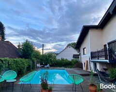 Hele huset/lejligheden Liebevolle Wohnung Mit Pool Und Garten (Gmunden, Østrig)