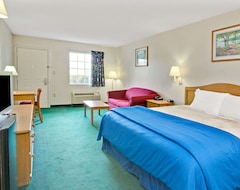 Hotel Travelodge Suites By Wyndham Macclenny I-10 (Macclenny, USA)