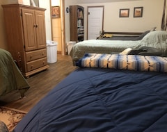 Entire House / Apartment Hunting/vacation Lodge Available Year Round (Hettinger, USA)