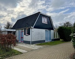Toàn bộ căn nhà/căn hộ Comfortable 6-person Holiday Home In Campanula Park, 3 Bedrooms, Wifi (Zijpe, Hà Lan)