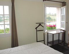 Cijela kuća/apartman 5 Bedroom Accommodation In Saint Pabu (Saint-Pabu, Francuska)