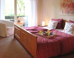 Koko talo/asunto Ihre Ferienwohnung Am Kurpark, 56 Qm Obergeschoss, 1 Extra Schlafzimmer (Bad Endorf, Saksa)