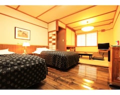 Koko talo/asunto Hot Spring Lodge Daiichi (Nakashibetsu, Japani)