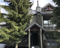 Cijela kuća/apartman Luxury 2 Bedrooms , 2 Bathroom Townhouse In The Best Location Of Whistler (Whistler, Kanada)