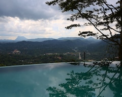 Otel Randholee Resort & Spa (Kandy, Sirilanka)