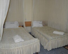 Otel Abbey Resort (Nakuru, Kenya)