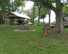 Hele huset/lejligheden Quiet, Private, 2 Acres To Enjoy And Still Close To Everywhere You Want To Go (Elkins, USA)