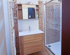 Cijela kuća/apartman Studio-ensuite With Shower-jardin Privatif (Préhy, Francuska)