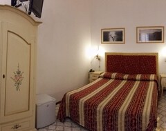 Khách sạn Hotel La Perla (Praiano, Ý)