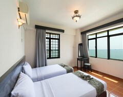 Hotel Glory Beach Resort (Port Dickson, Malaysia)