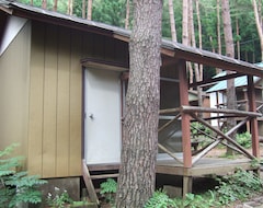 Kampiranje Kouyoudai Camp Village (Fujikawaguchiko, Japan)