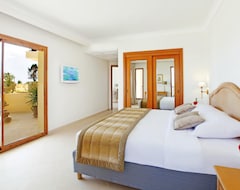 Hotel Mövenpick Resort & Marine Spa Sousse (Sousse, Tunisia)