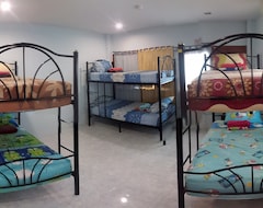 Otel Star Dormitory (Koh Phangan, Tayland)