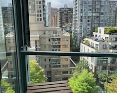 Hotel Heart Of Vancouver - Yaletown Condo (Vancouver, Canada)