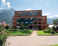 Khách sạn Hostellerie Du Cheval Blanc (Aosta, Ý)