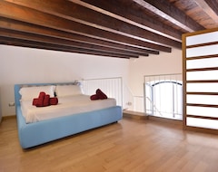 Toàn bộ căn nhà/căn hộ Izzhome Full Center Cozy (Cagliari, Ý)