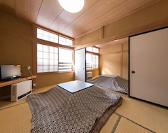 Otel Lodge Uenohara Yamanoie (Minakami, Japonya)