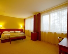 Hotel Avantel Club Istra (Istra, Rusia)