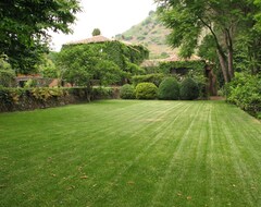 Toàn bộ căn nhà/căn hộ Country Villa With Private Pool, Large Garden (Viagrande, Ý)