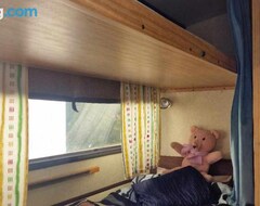 Pansion Cozy Caravan With House Access! (Lulea, Švedska)