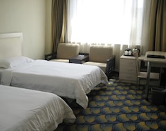 June Hotel (Çançun, Çin)