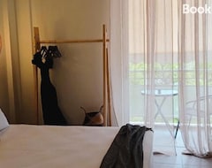 Aparthotel nisaki rooms & apartments (Methana, Grčka)