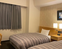 Khách sạn Hotel Route Inn Naha Tomariko (Naha, Nhật Bản)
