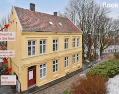 Koko talo/asunto Leilighet Midt I Sentrum (Stavanger, Norja)