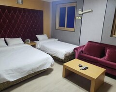 Khách sạn J Hotel (Jeongseon, Hàn Quốc)