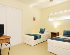 Aparthotel Nautilus Holiday Apartments (Port Douglas, Australia)