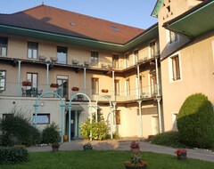 Khách sạn Hôtel de Genève (Faverges, Pháp)