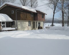 Cijela kuća/apartman Le Ravissement - Maison Avec Vue Imprenable Sur Le Lac Dargent Et Quai PrivÉ (Eastman, Kanada)